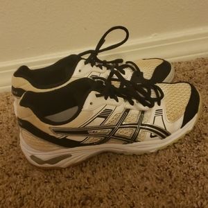 Asics volleyball shoes